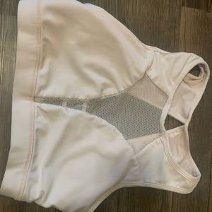Ptula sports bra. Light pink.
